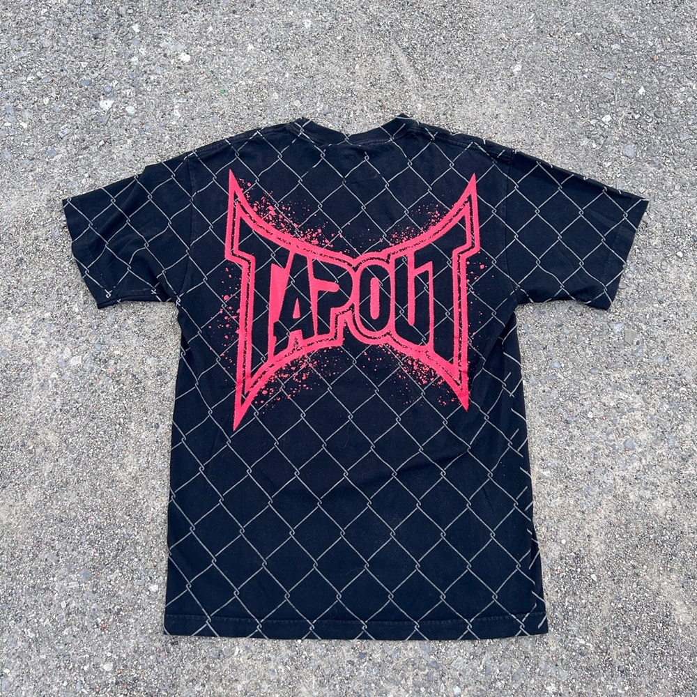 Y2K Vintage Tapout Tag with Website Domain 
Black & Red Cage MMA Grunge Tee